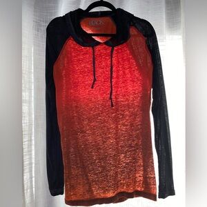 Buckle •Black• Men’s Hooded Long Sleeve Top